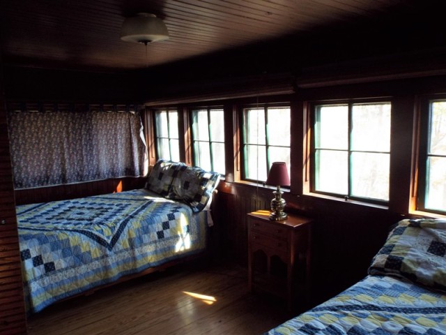 Five Points Lake Hamilton Cabins myTripBits.com Five Points Review