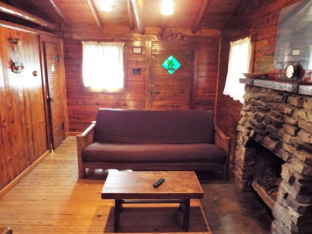 Five Points Lake Hamilton Cabins myTripBits.com Five Points Review